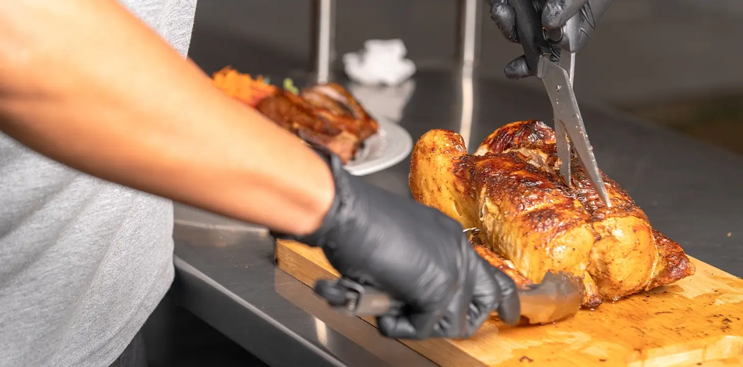 pollo asado y guarnición para llevar en Huelva centro